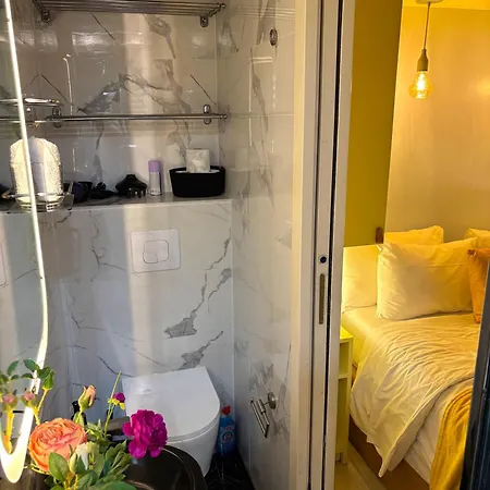 Appartamento Heart Of Saint-germain Cozy 2br For 5 Aldaro