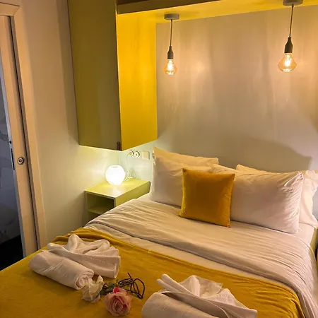 Appartamento Heart Of Saint-germain Cozy 2br For 5 Aldaro