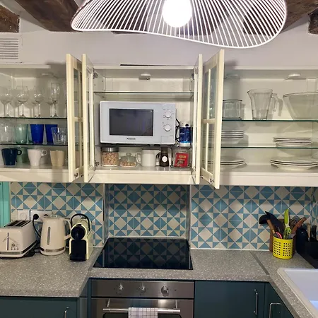 Heart Of Saint-germain Cozy 2br For 5 Aldaro Parigi