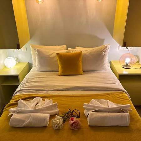 Appartamento Heart Of Saint-germain Cozy 2br For 5 Aldaro